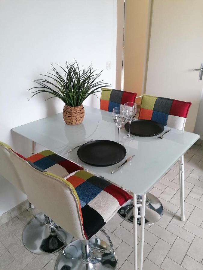 Hôtel Studio Douceur angevine à Saint-Jean-des-Mauvrets Extérieur photo